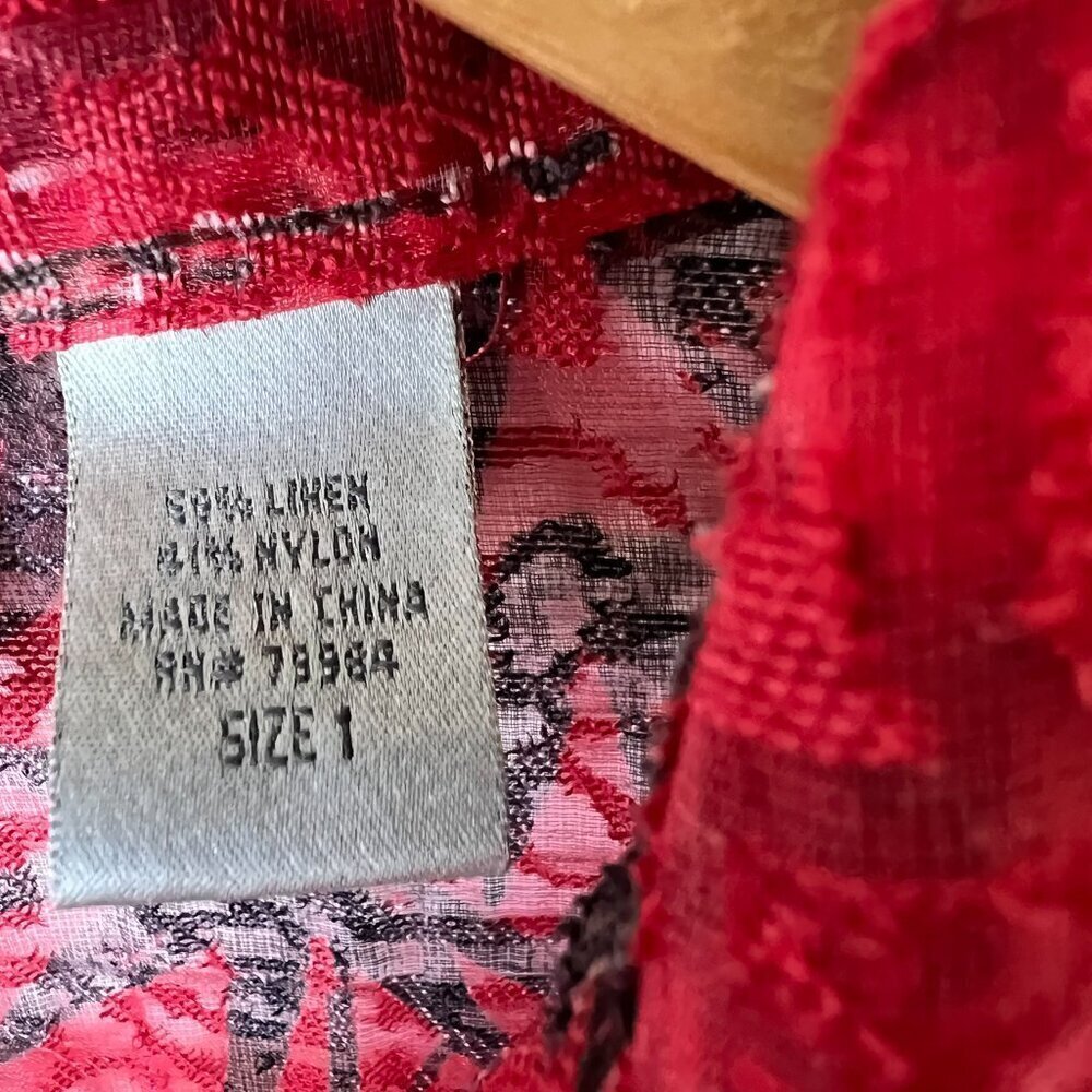 Chicos Blouse Womens SZ 1 / M Red, Black & White Floral Bamboo Print Linen Blend - Picture 5 of 15